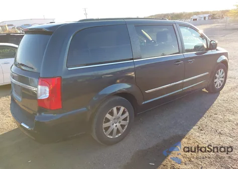 2014 Chrysler Town & Country Touring z USA, uszkodzony, nr VIN 2C4RC1BG4ER211486